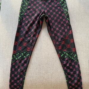 Zumba size Small Black and Green Leggings